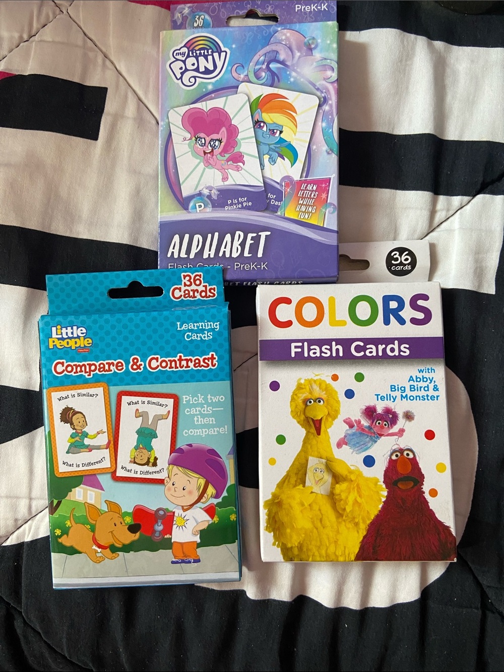 Sesame Street Colors Flash Cards - Yellow, Red, Purple, Green, Blue